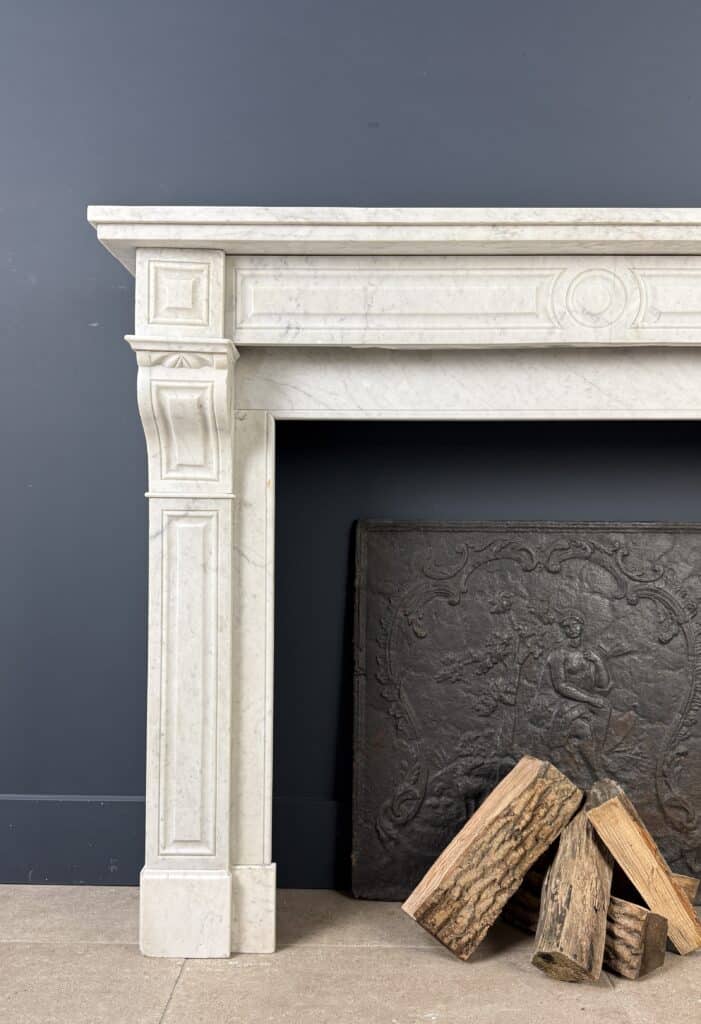 Antieke Schouw Wit Front Carrara Marmer