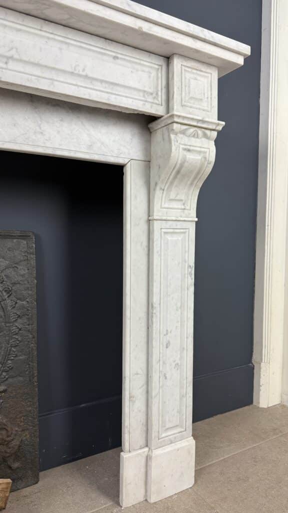 Antieke Schouw Wit Front Carrara Marmer