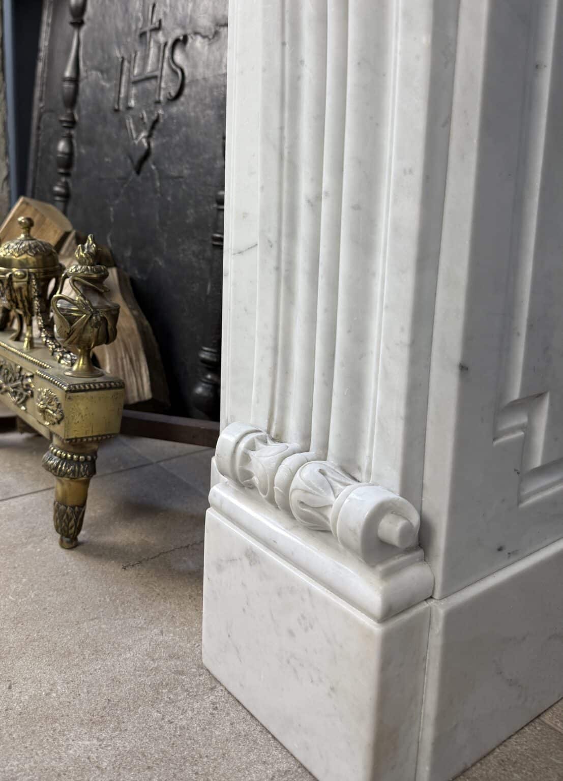 Magnificent Luxury French Front Fireplace in Carrara Marble — detail 1