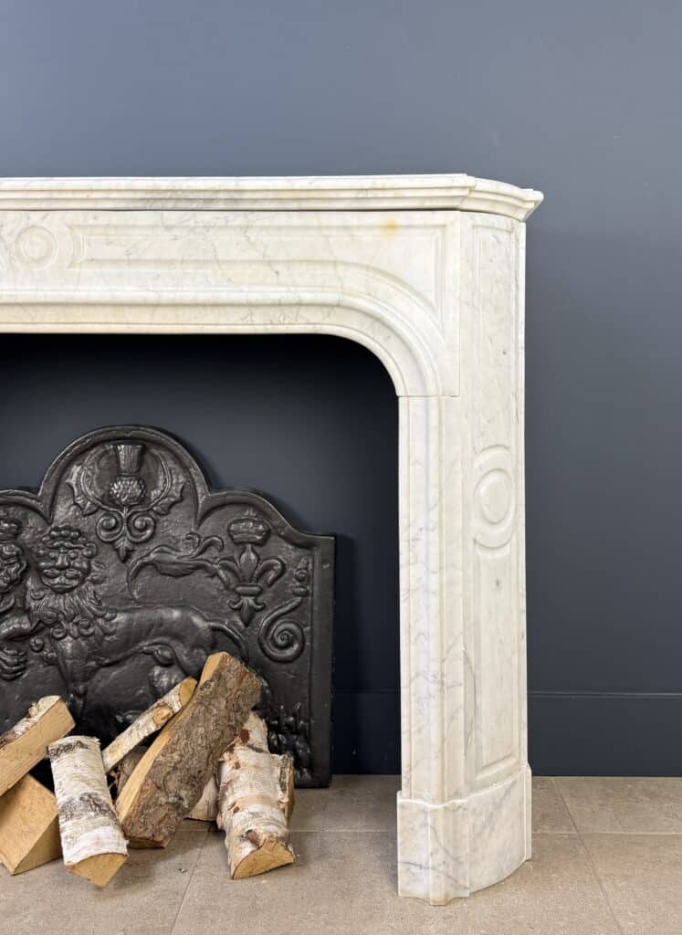 Antique White Front Fireplace with Round Frame