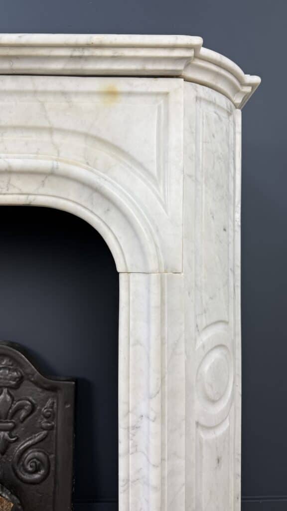 Antique White Front Fireplace with Round Frame