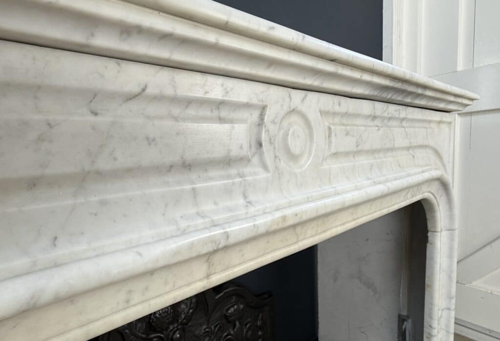Antique White Front Fireplace with Round Frame