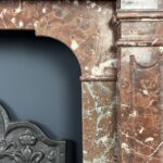 Antieke Roodmarmeren Frontschouw