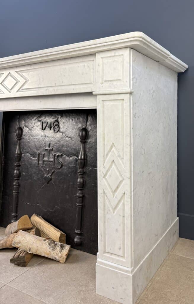 Antieke Carrara Marmeren Art Deco Omloop Schouw