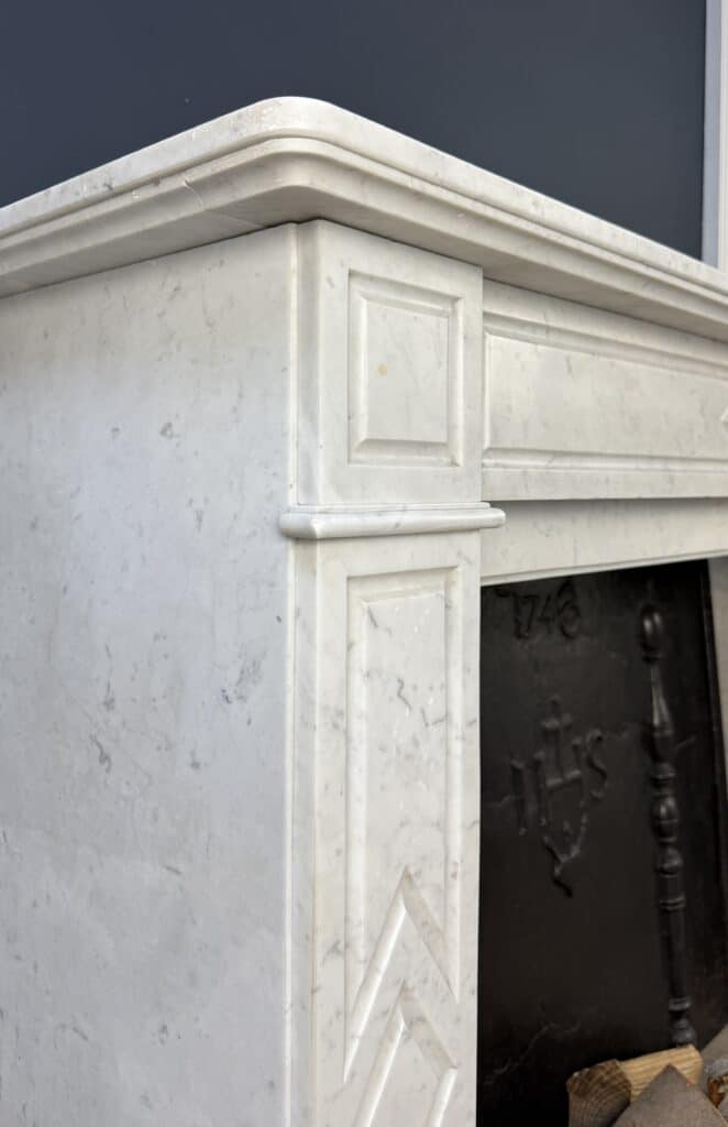 Antieke Carrara Marmeren Art Deco Omloop Schouw