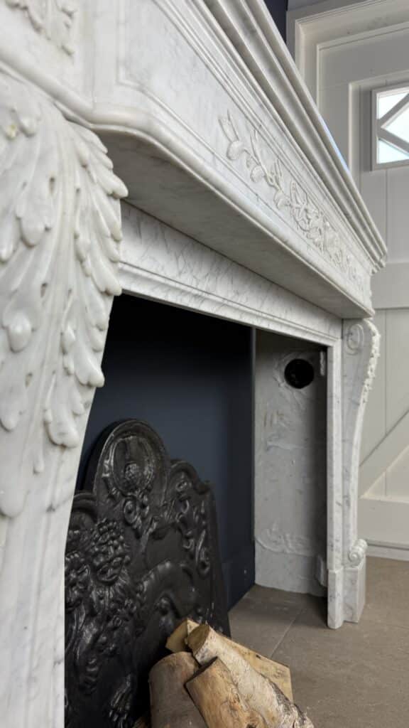 Antique Louis XVI Front Fireplace in Carrara Marble with Quiver Motif