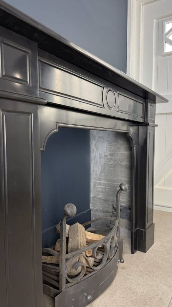 Antique Black Circular Fireplace in Noir de Mazy