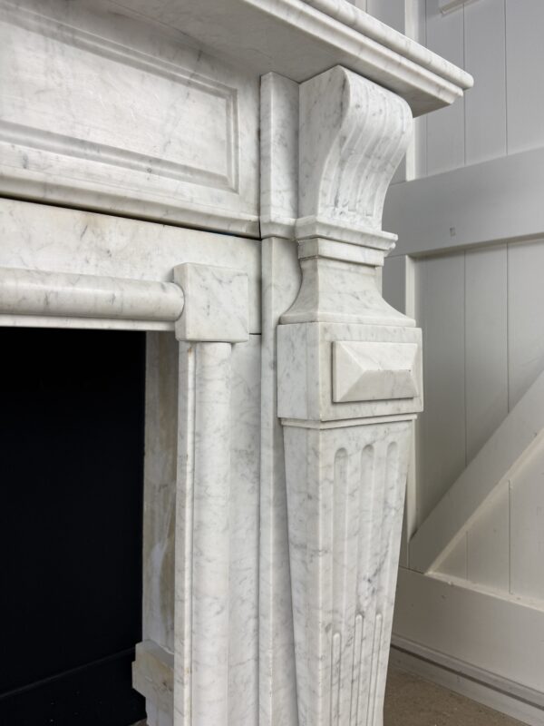 antieke xxl schouw Carrara marmer