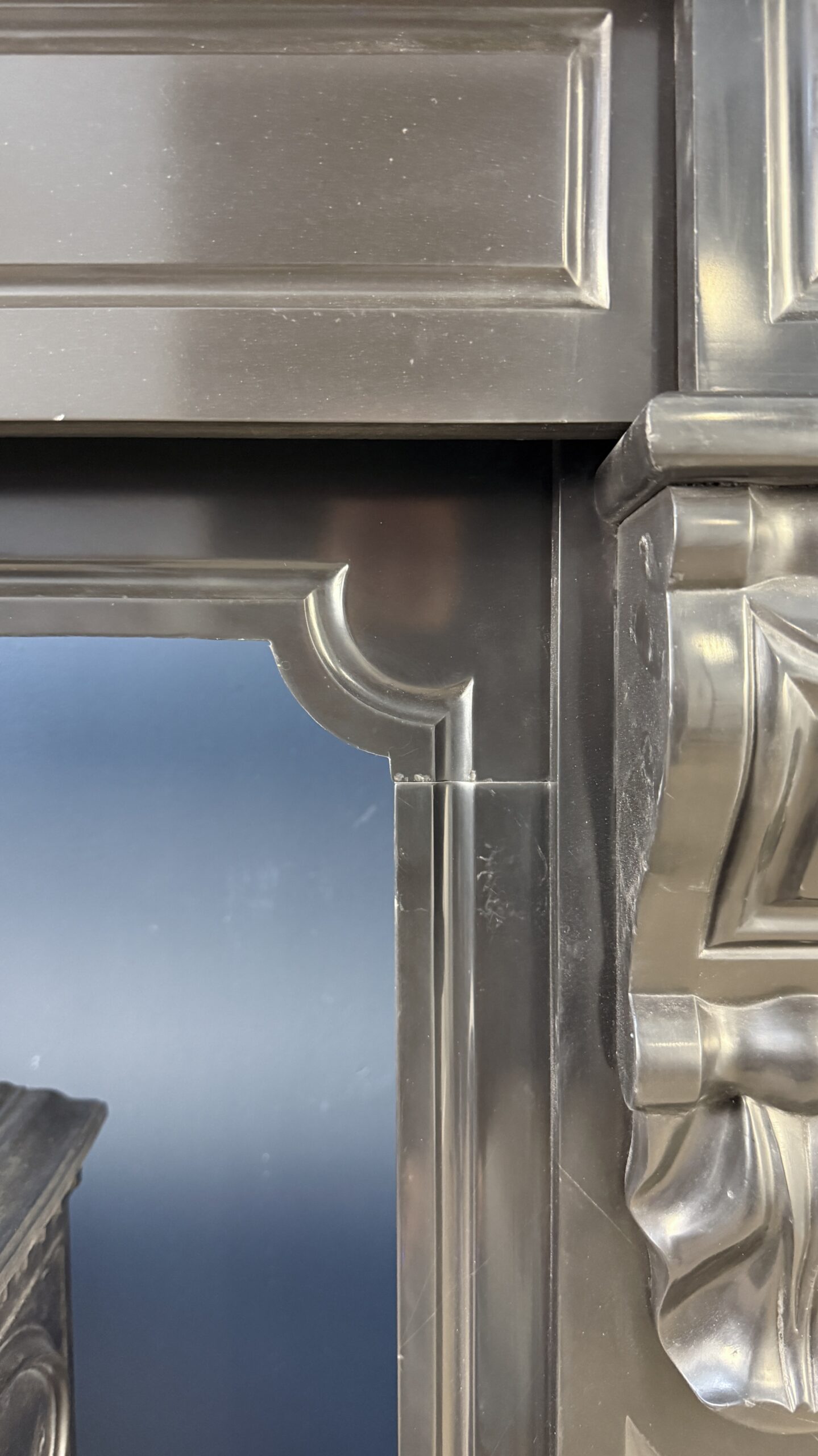 extra diepe antieke schouw omloop