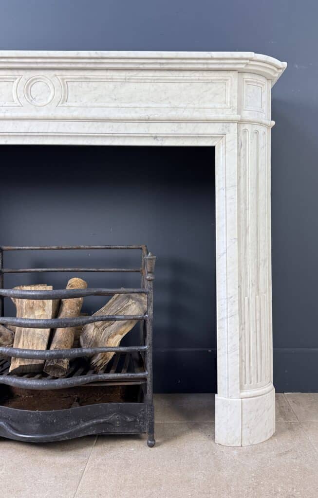 Chique Franse Antieke Frontschouw Ronde Consoles — detail 1