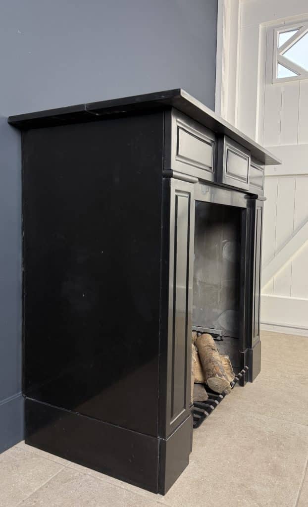 Antique Circular Fireplace in Noir de Mazy Black Marble