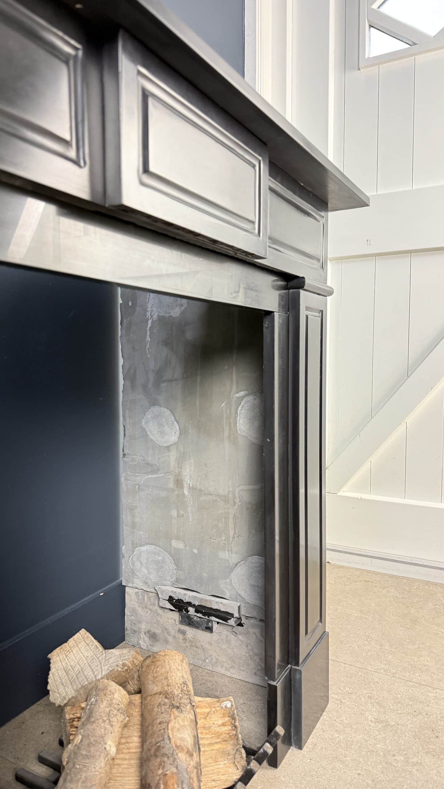 Antieke Omloopschouw Noir De Mazy zwart Marmer