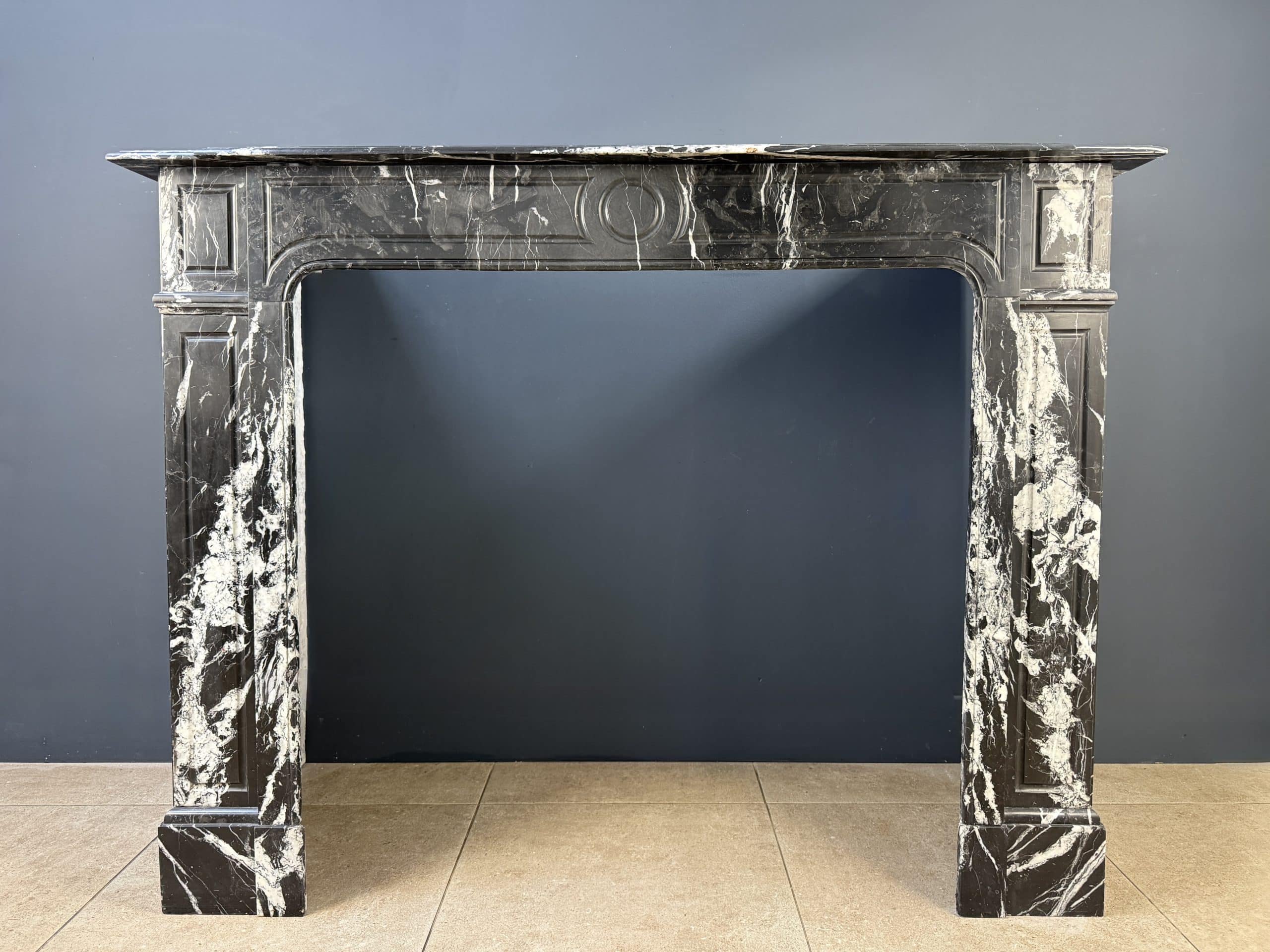 antieke schouw Nero Marquina