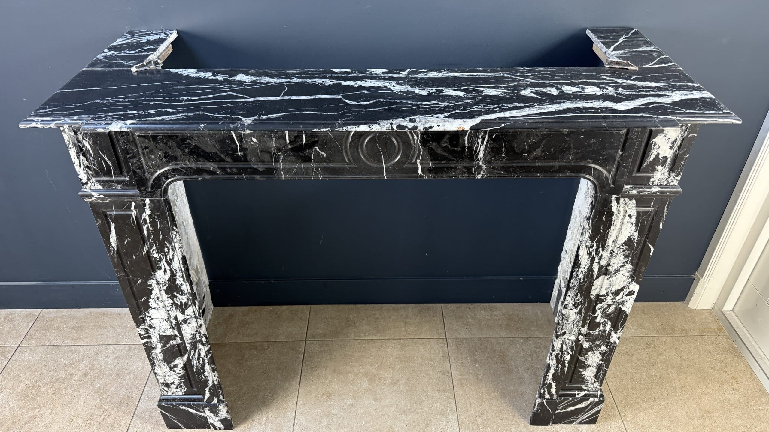 antieke schouw Nero Marquina