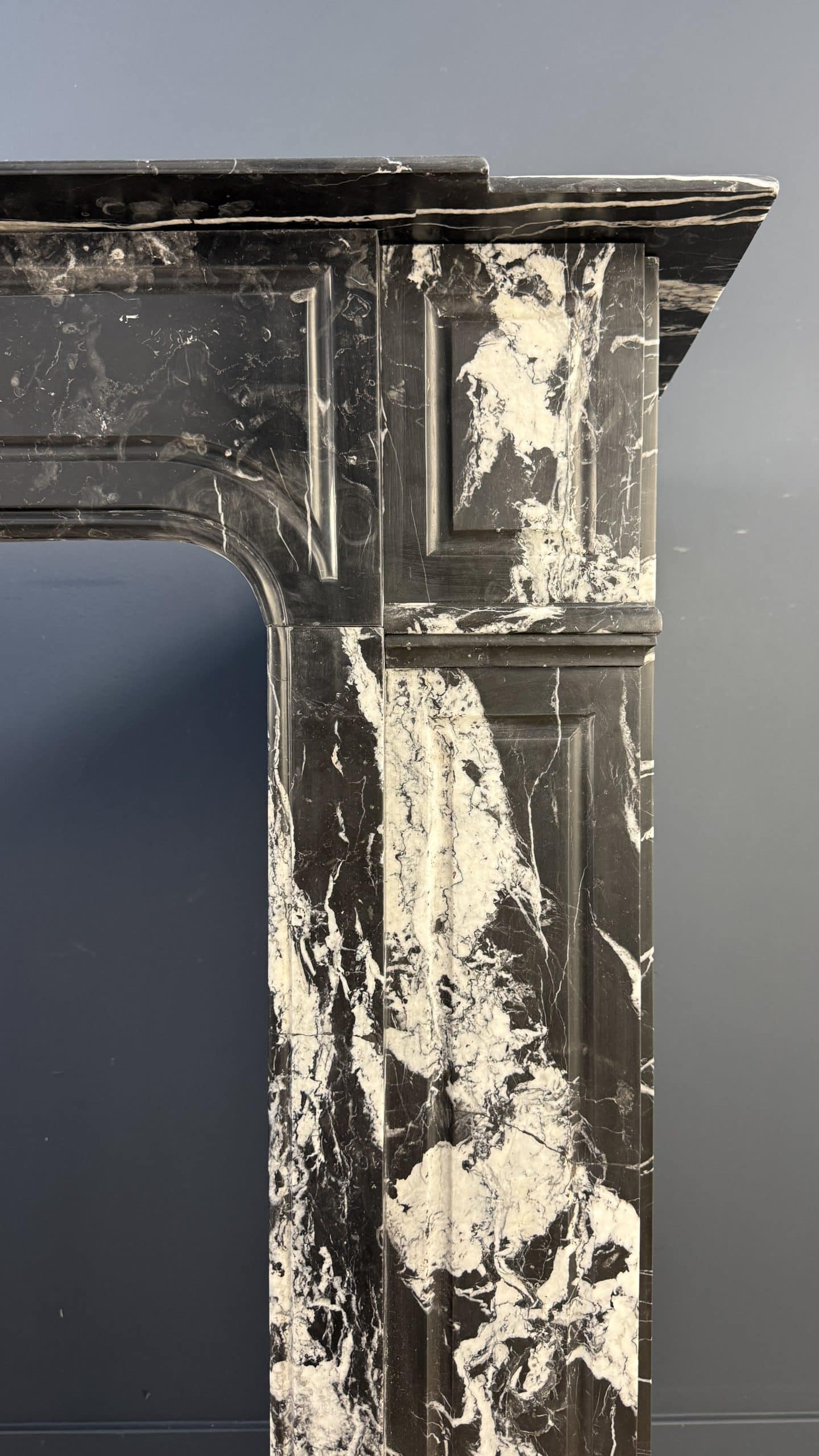 antieke schouw Nero Marquina
