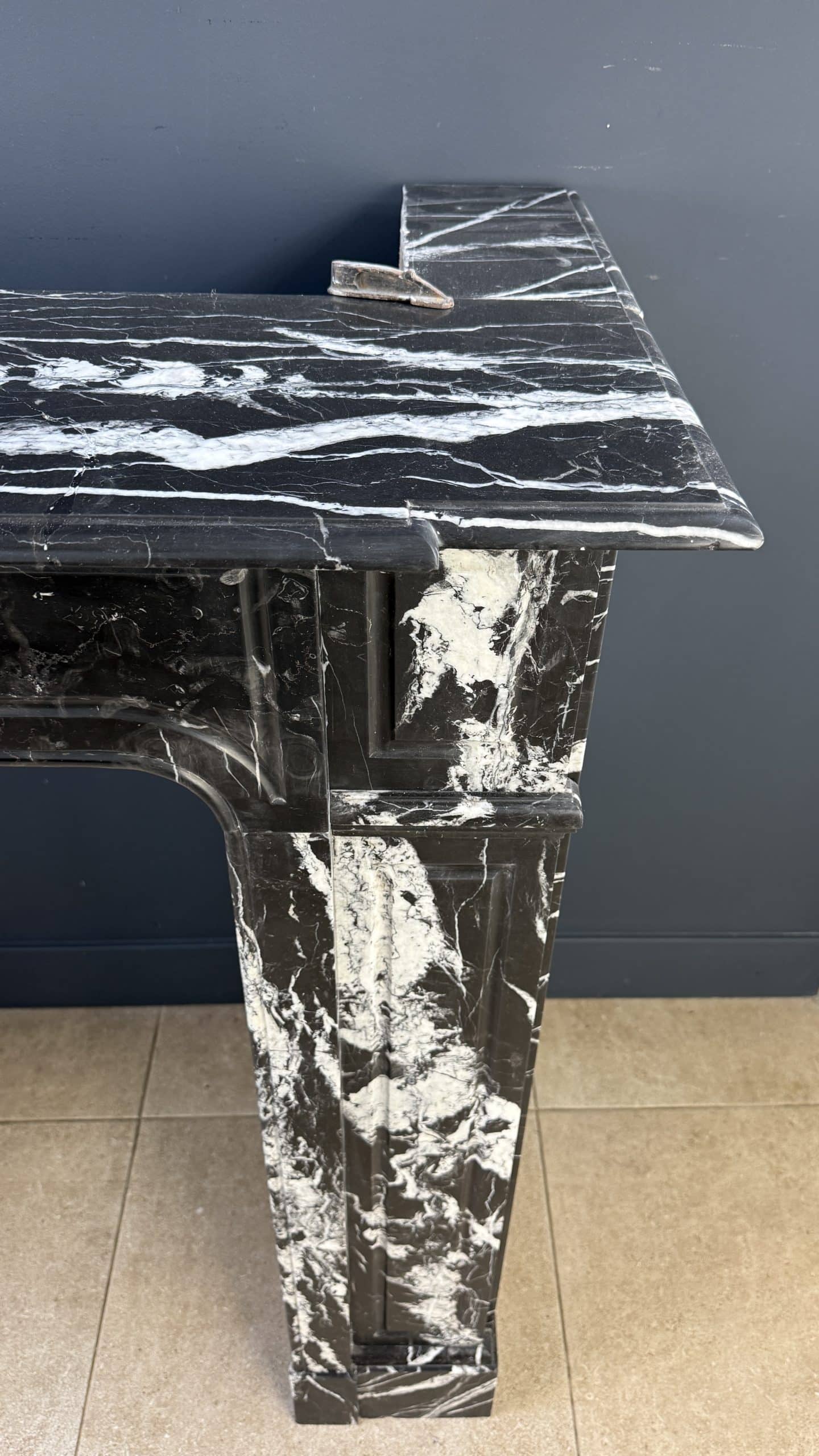 antieke schouw Nero Marquina