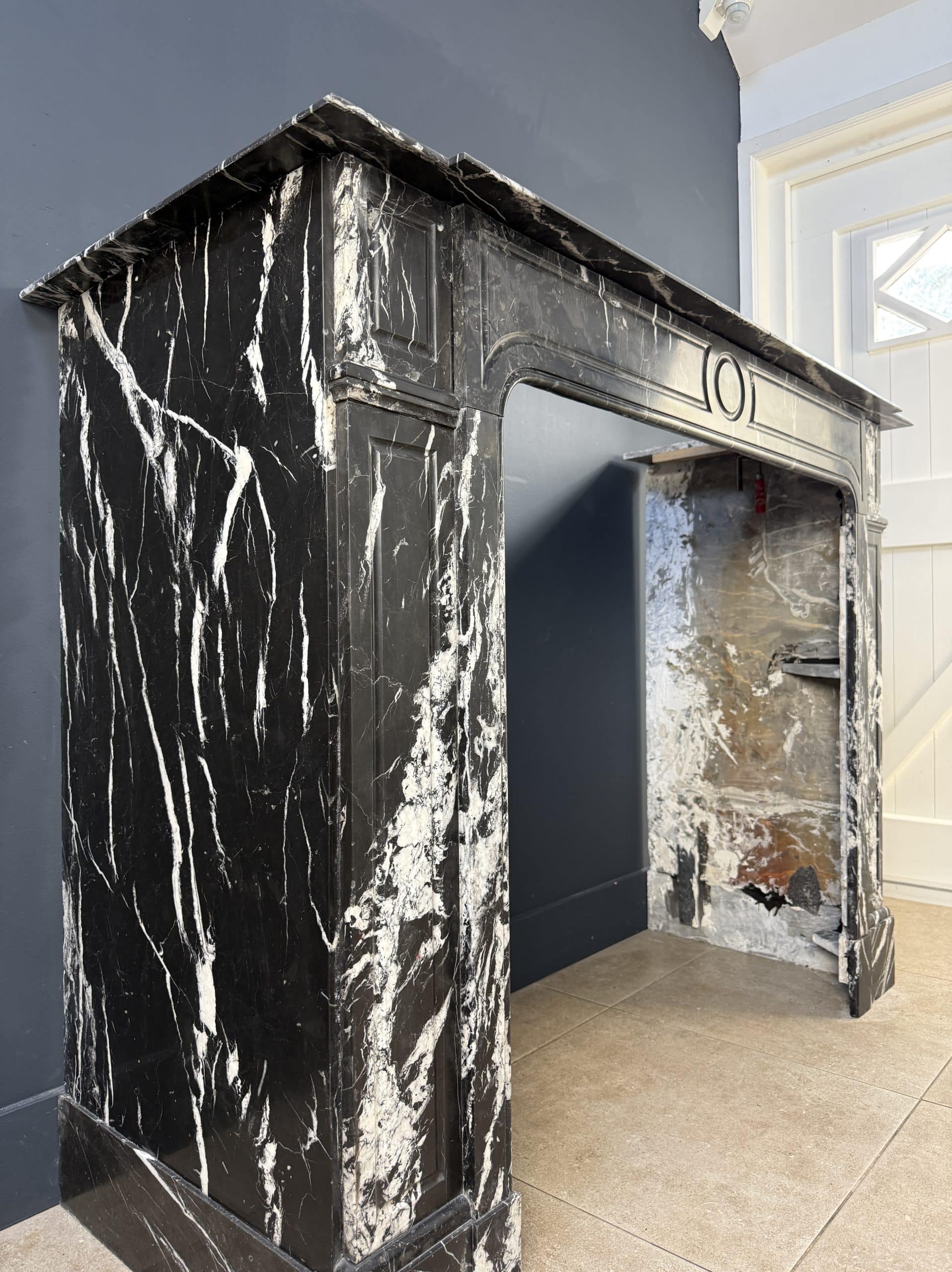 antieke schouw Nero Marquina