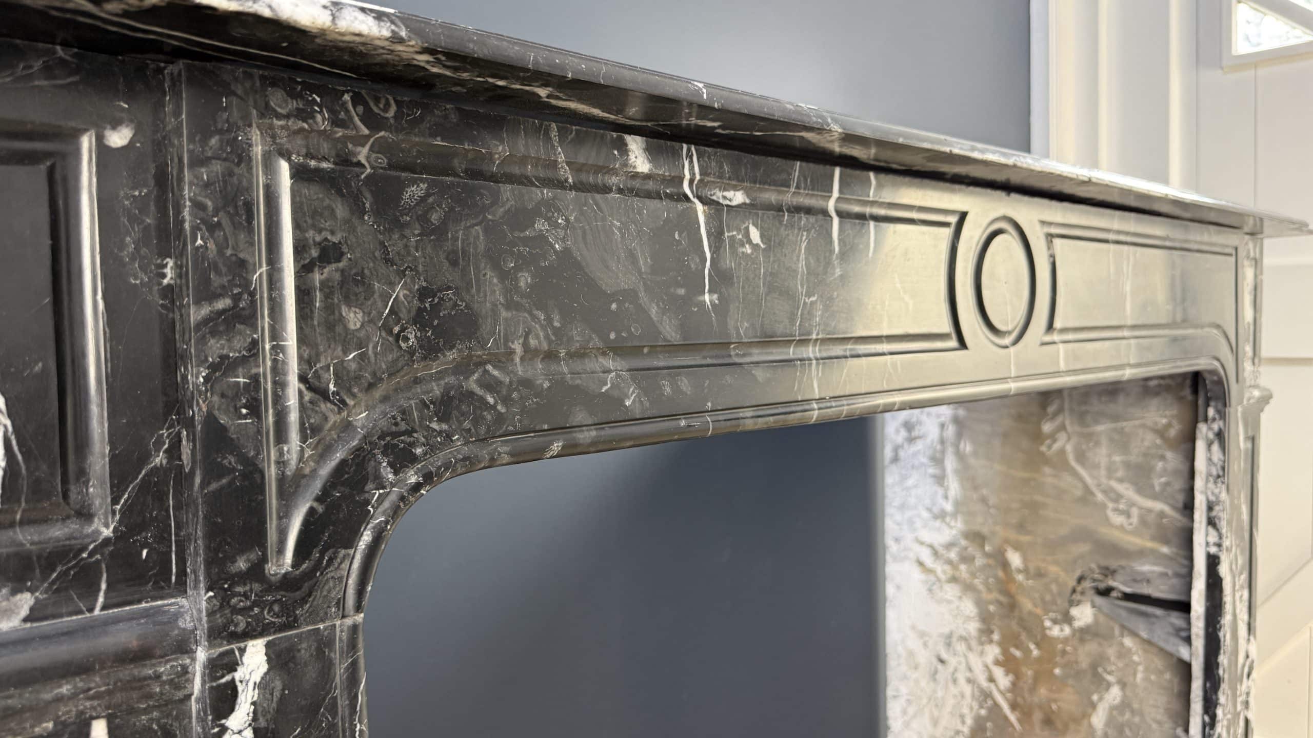antieke schouw Nero Marquina