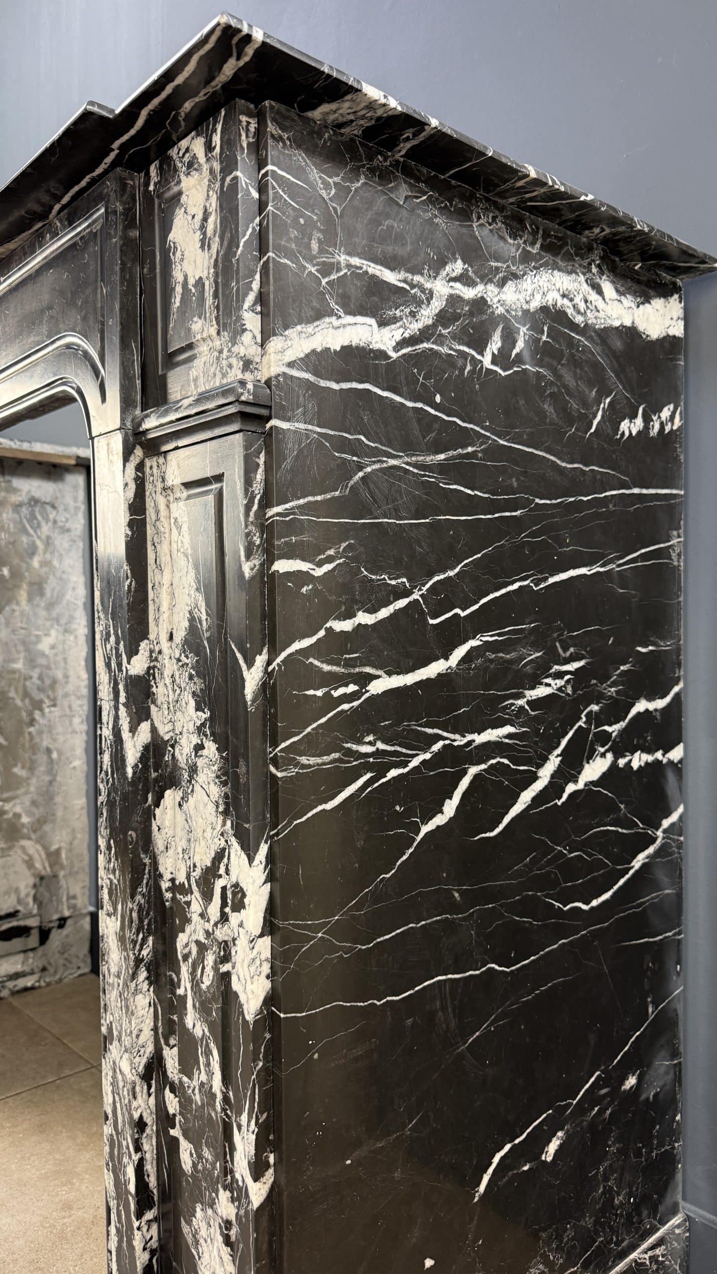 antieke schouw Nero Marquina