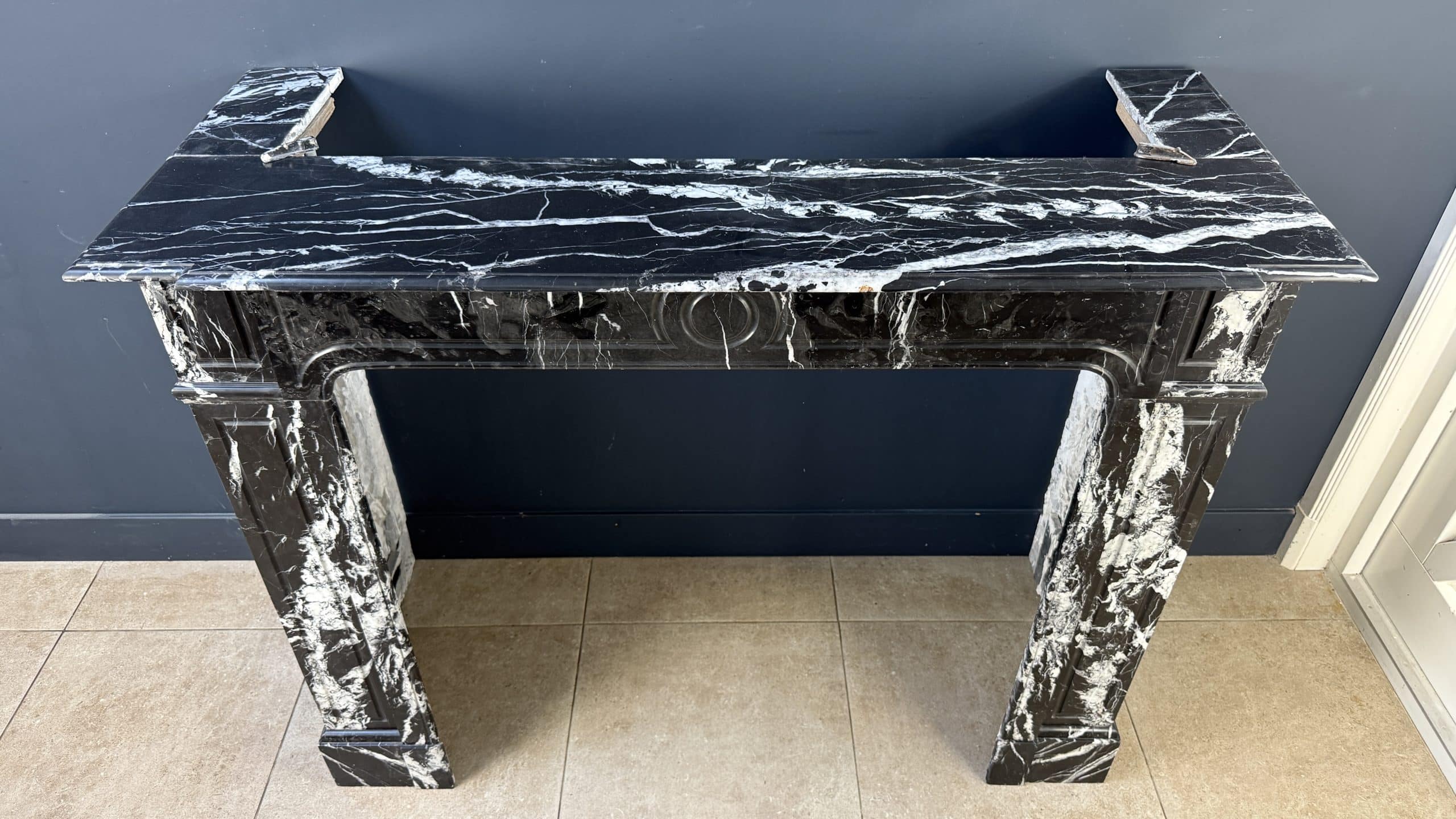 antieke schouw Nero Marquina