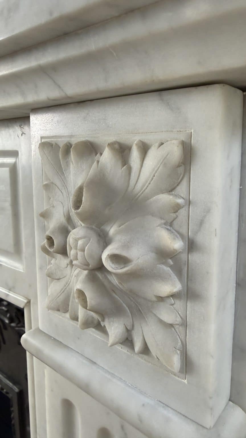 Luxury French Antique Front Shell Fireplace in White Carrara Marble — detail 1